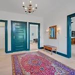 Semesterbostad 6 Bedroom Gorgeous In