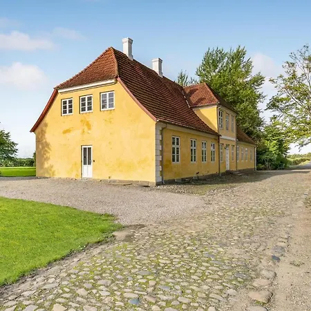 Semesterbostad 6 Bedroom Gorgeous In