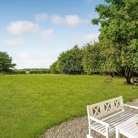 6 Bedroom Gorgeous In Kvaerndrup